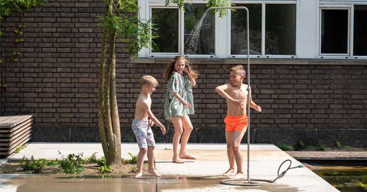 Die Außendusche, ein absolutes Muss im Garten!