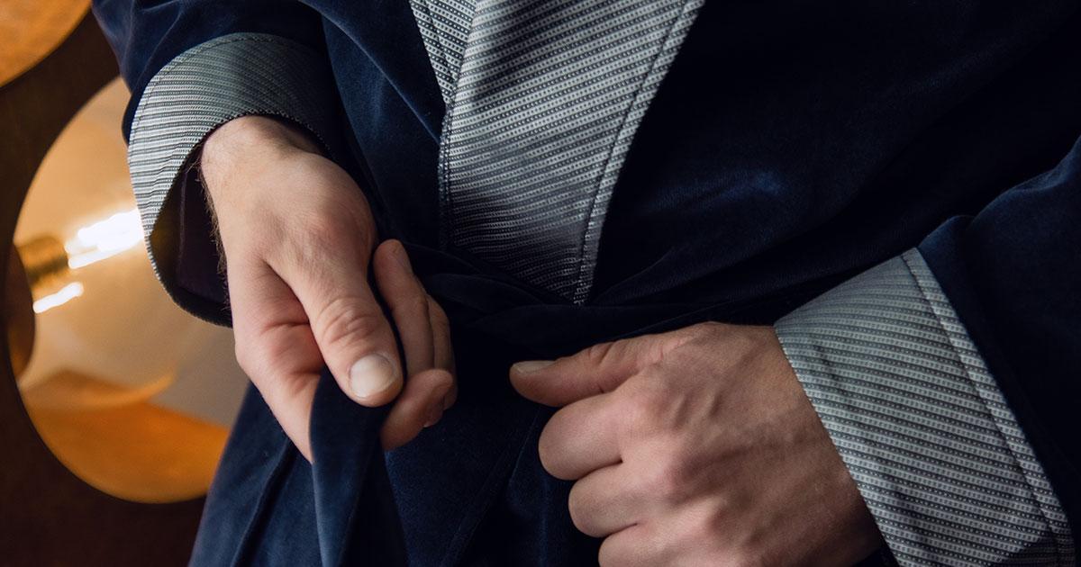 Luxuriöse skandinavische Bademäntel, Morgenmäntel und Pyjamas