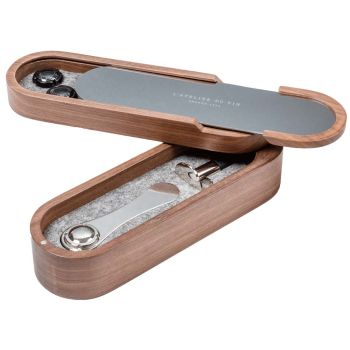 Champagne accessories gift box