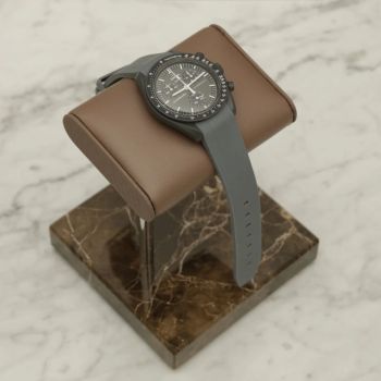 Single Watch Stand Classic - Brun Saffiano