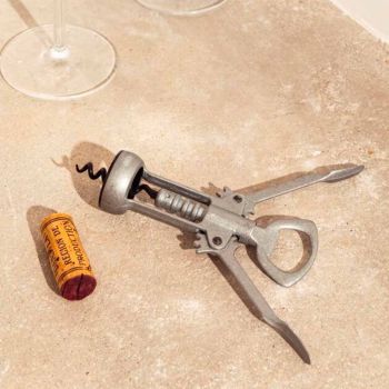 Personligt sæt med vigtige ting til vinsmagning 